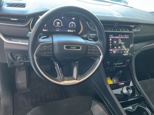 2022 Jeep Grand Cherokee L Altitude