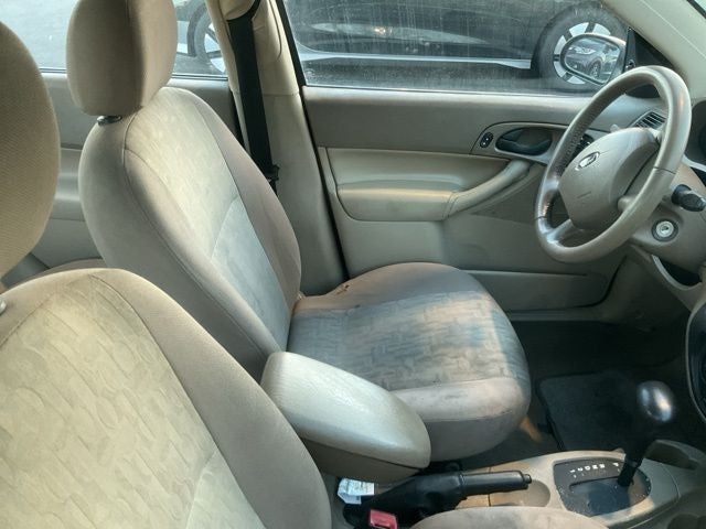2005 Ford Focus ZX4