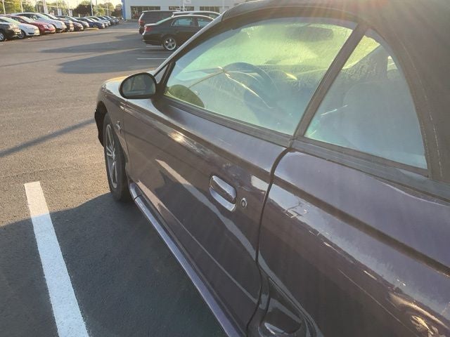 1997 Ford Mustang V6