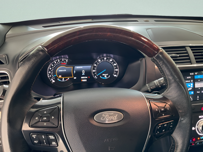2019 Ford Explorer Platinum