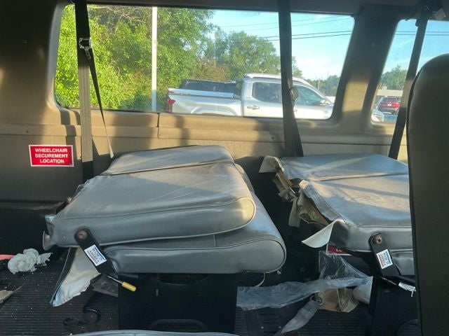 2004 Ford E-350SD E-350 Super