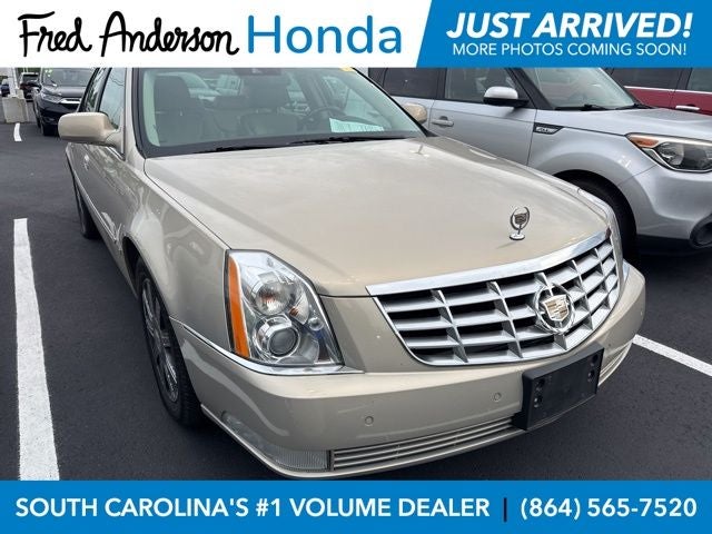 2008 Cadillac DTS Base
