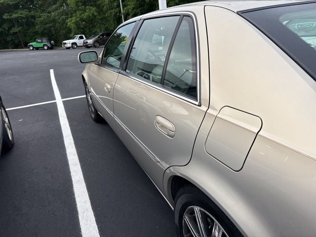 2008 Cadillac DTS Base