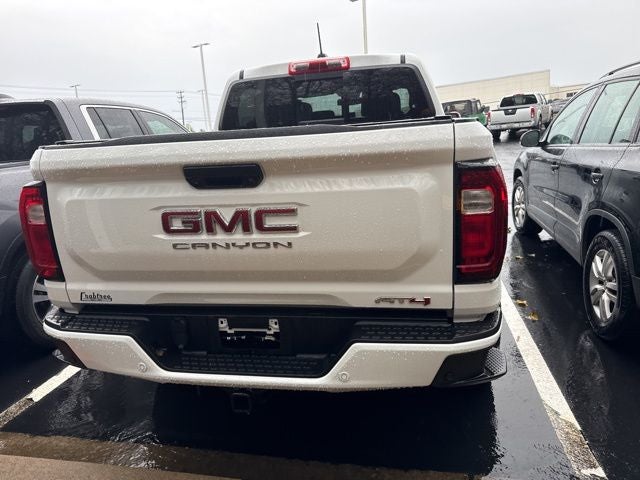 2024 GMC Canyon AT4