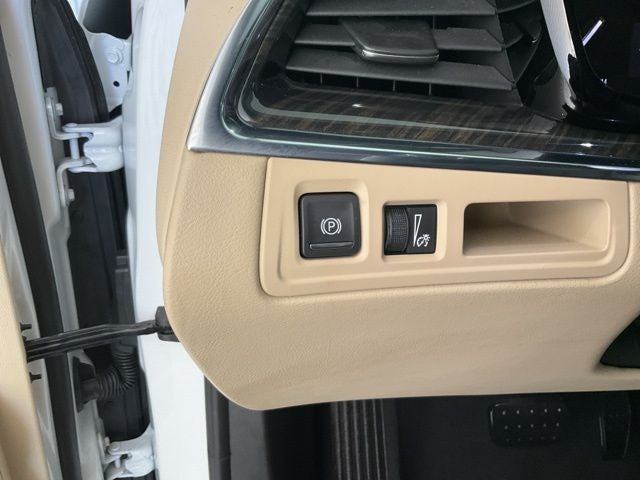 2019 Cadillac XT5 Base