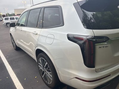 2024 Cadillac XT6 Sport