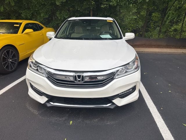 2016 Honda Accord EX-L w/Navigation and Honda Sensing