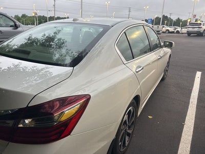 2016 Honda Accord EX-L w/Navigation and Honda Sensing