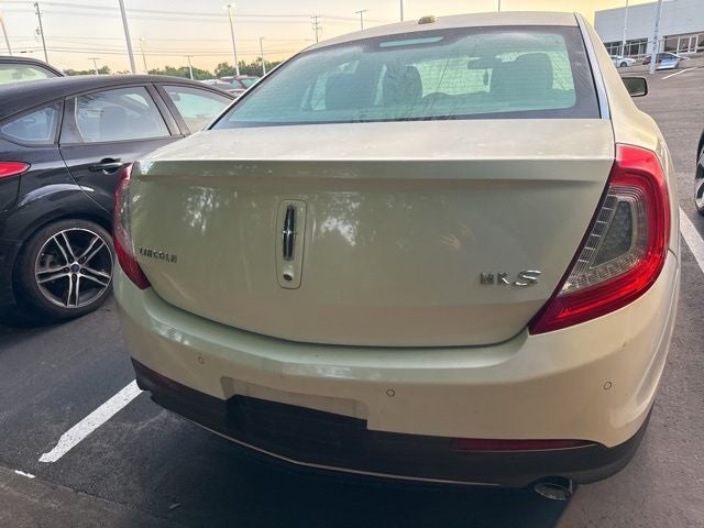 2013 Lincoln MKS Base