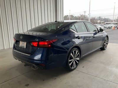 2022 Nissan Altima 2.5 SR