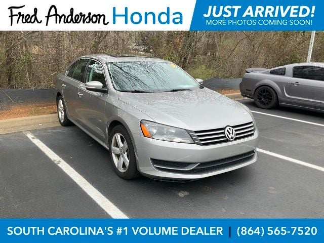 2013 Volkswagen Passat SE
