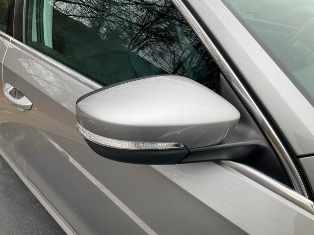 2013 Volkswagen Passat 2.5 SE