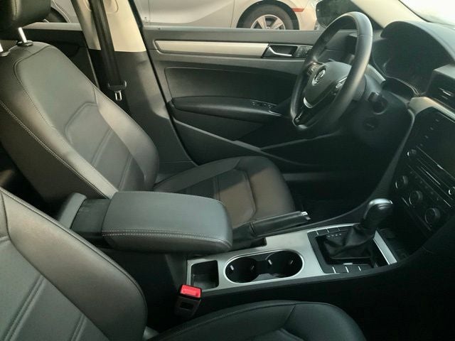 2022 Volkswagen Passat 2.0T SE