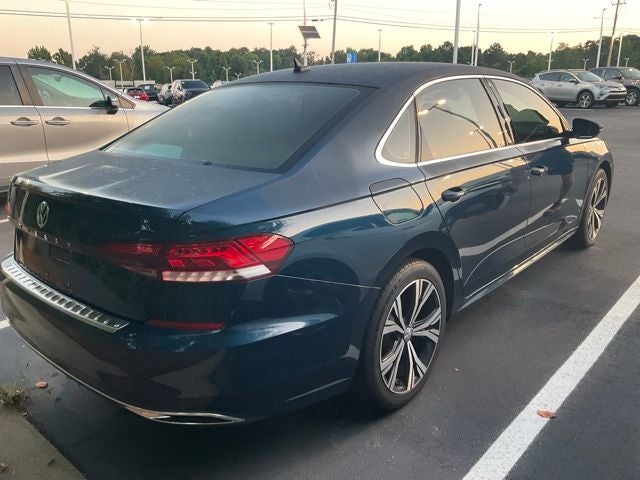 2022 Volkswagen Passat 2.0T SE