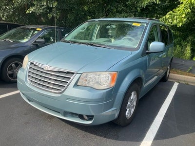 2010 Chrysler Town & Country Touring