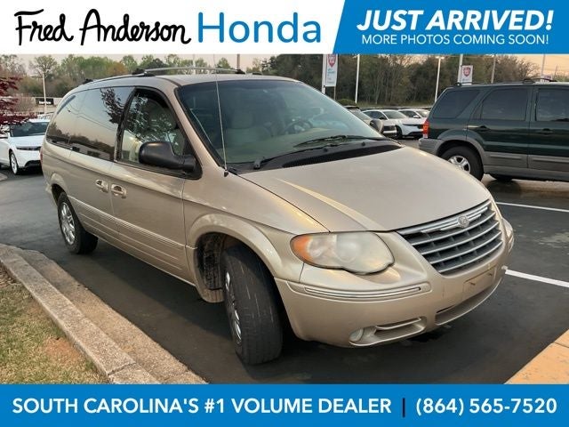 2006 Chrysler Town & Country Limited