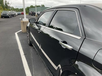 2010 Chrysler 300 S