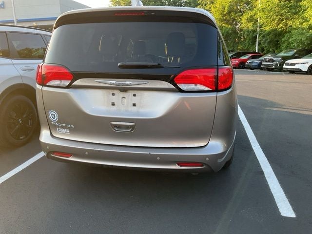 2017 Chrysler Pacifica Touring