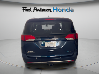 2018 Chrysler Pacifica Hybrid Touring Plus