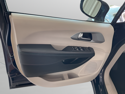 2018 Chrysler Pacifica Hybrid Touring Plus