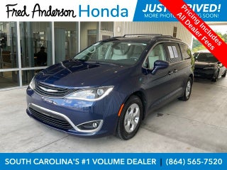2018 Chrysler Pacifica Hybrid Touring Plus
