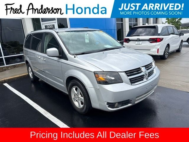 2010 Dodge Grand Caravan SXT FWD's photo