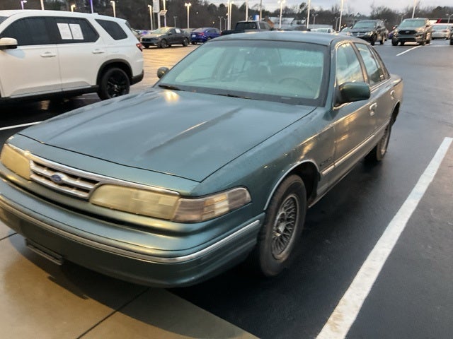 1995 Ford Crown Victoria LX