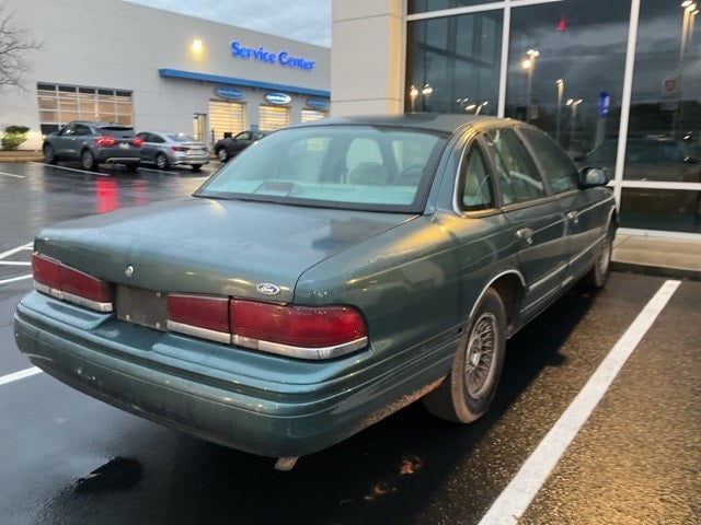 1995 Ford Crown Victoria LX