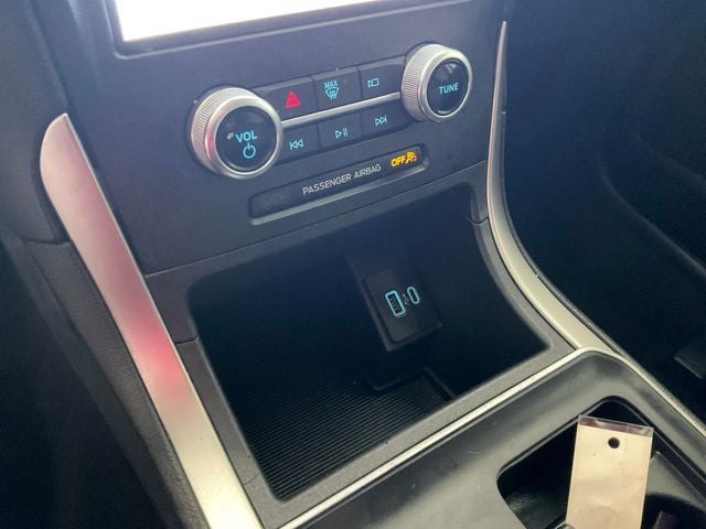 2021 Ford Edge SE