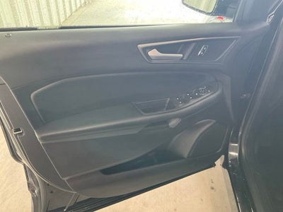 2021 Ford Edge SE