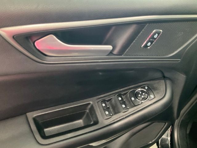 2021 Ford Edge SE