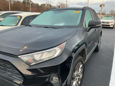 2019 Toyota RAV4 XLE Premium