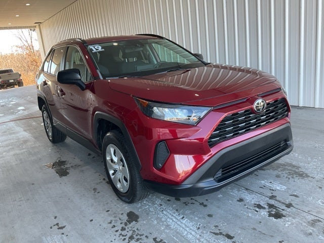 2019 Toyota RAV4 LE