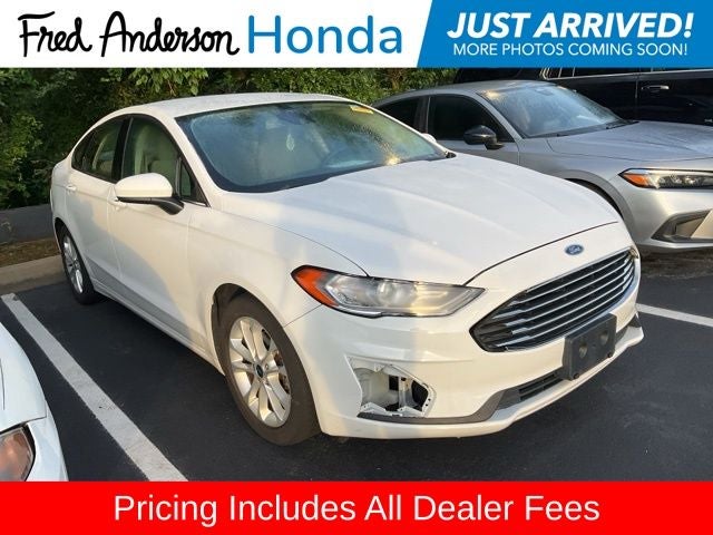 2019 Ford Fusion SE FWD's photo