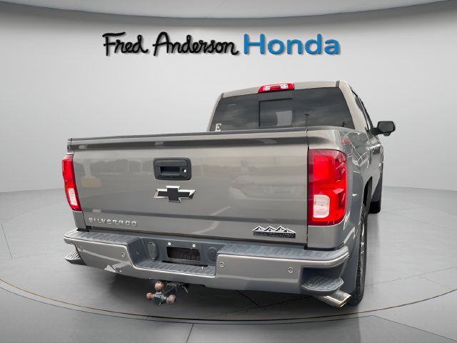 2017 Chevrolet Silverado 1500 High Country