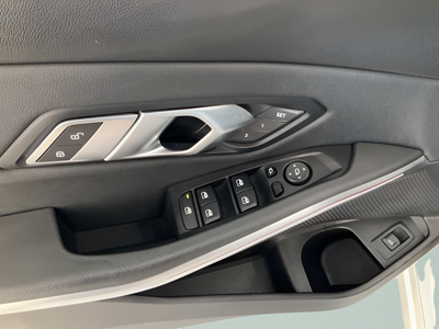 2021 BMW 3 Series 330i