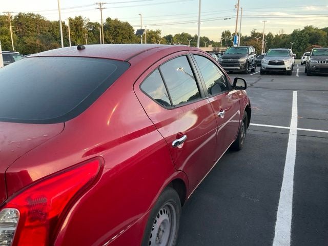 2012 Nissan Versa 1.6 SV