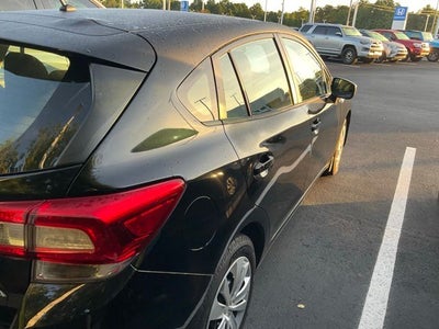 2019 Subaru Impreza 2.0i