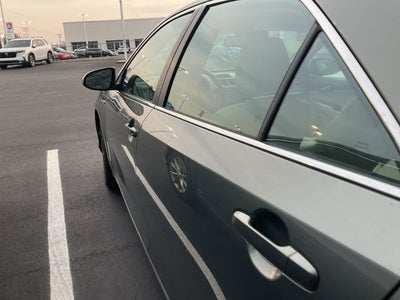 2012 Toyota Camry Hybrid XLE