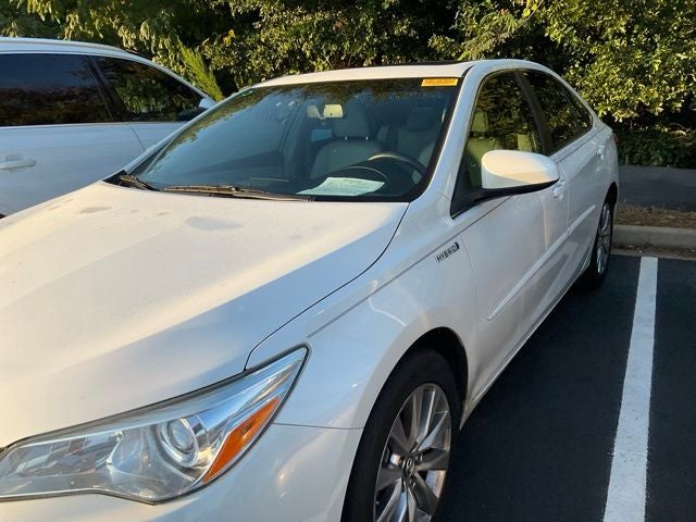 2016 Toyota Camry Hybrid XLE