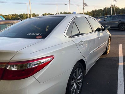 2016 Toyota Camry Hybrid XLE