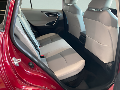 2021 Toyota RAV4 Hybrid XLE Premium