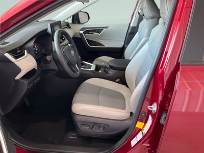 2021 Toyota RAV4 Hybrid XLE Premium