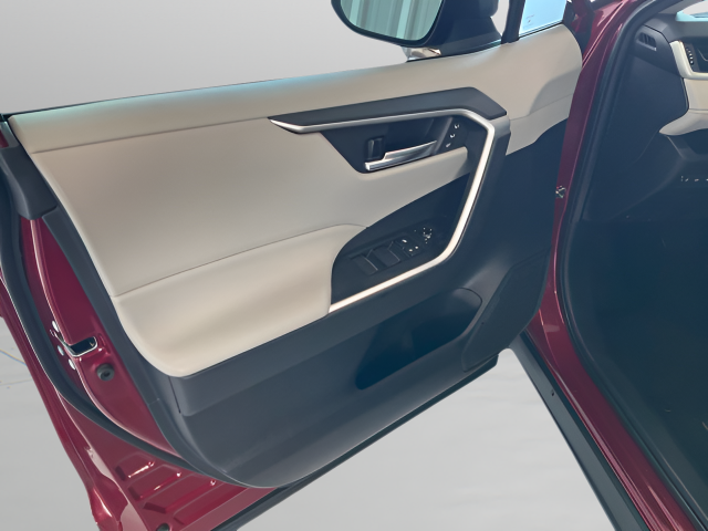 2021 Toyota RAV4 Hybrid XLE Premium