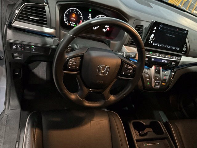 2025 Honda Odyssey Touring - Photo 8