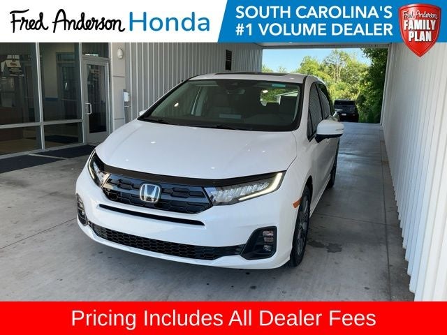 2026 Honda Odyssey Touring's photo