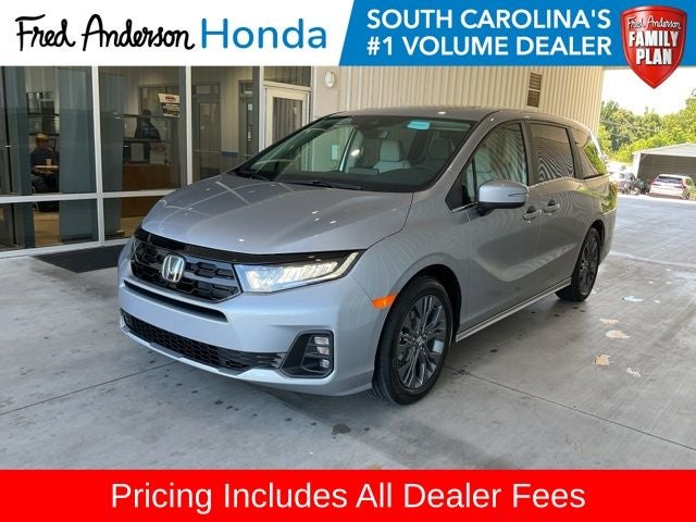 2026 Honda Odyssey Touring's photo