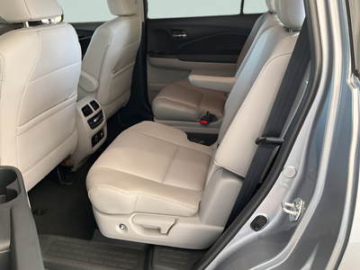2022 Honda Pilot Touring 7 Passenger
