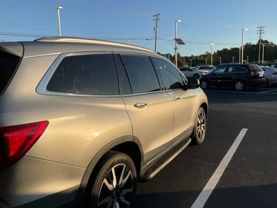 2022 Honda Pilot Touring 7 Passenger