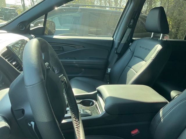 2025 Honda Passport Black Edition